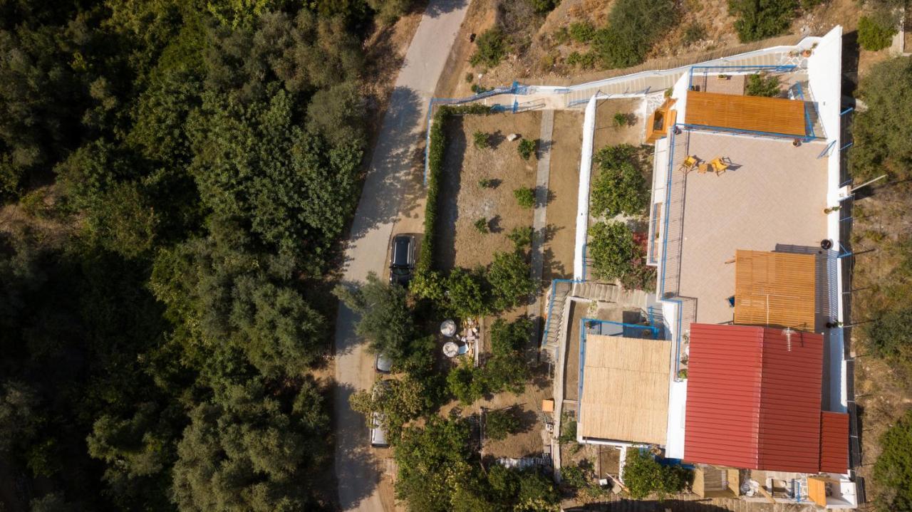 Agiazi Poros Summer House Galatas  Exterior photo